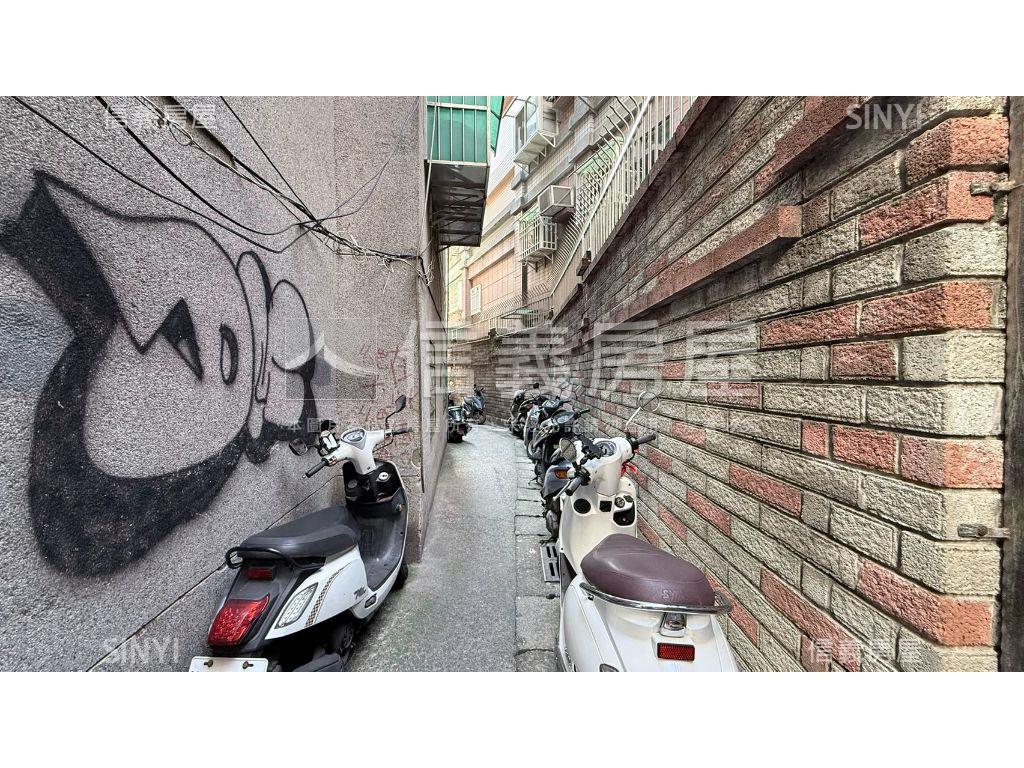 南勢角好運連連金住店房屋室內格局與周邊環境