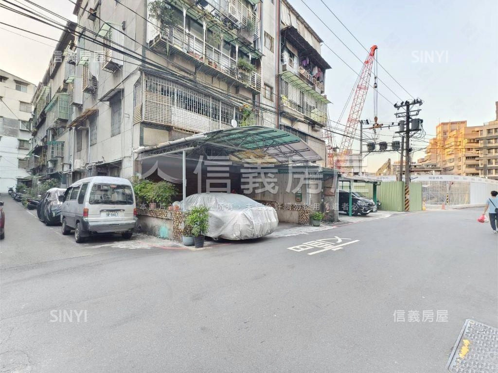 光正街三面採光裝潢好房屋室內格局與周邊環境