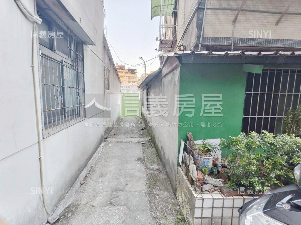 光正街三面採光裝潢好房屋室內格局與周邊環境