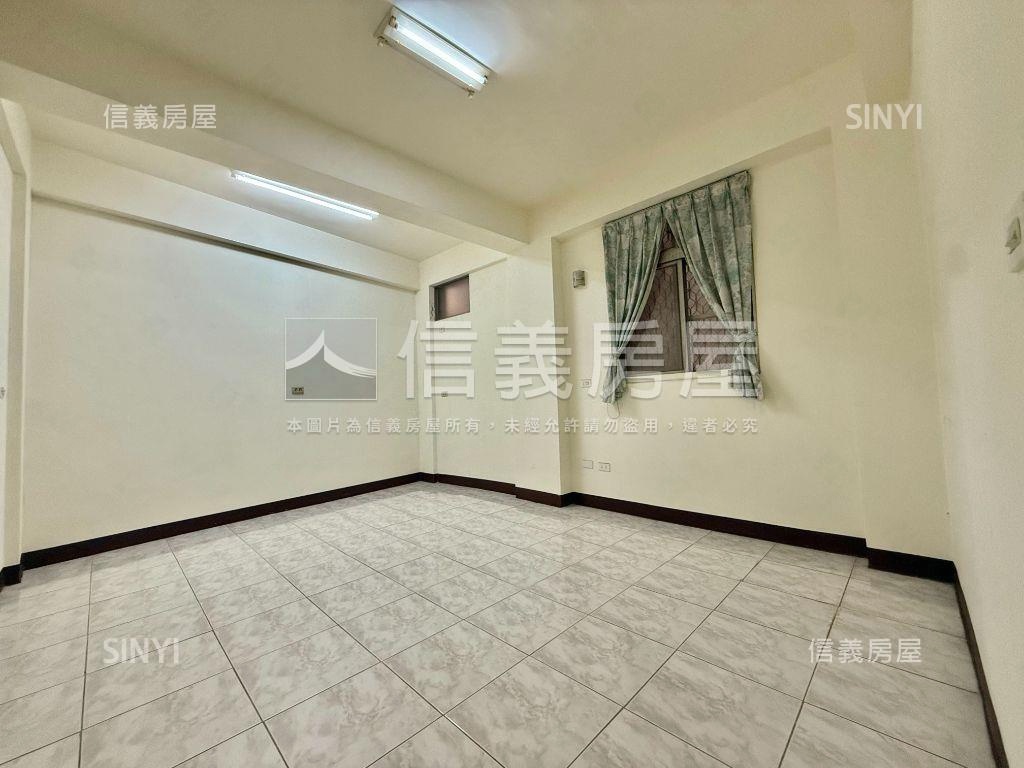 安中路採光一級棒透天房屋室內格局與周邊環境