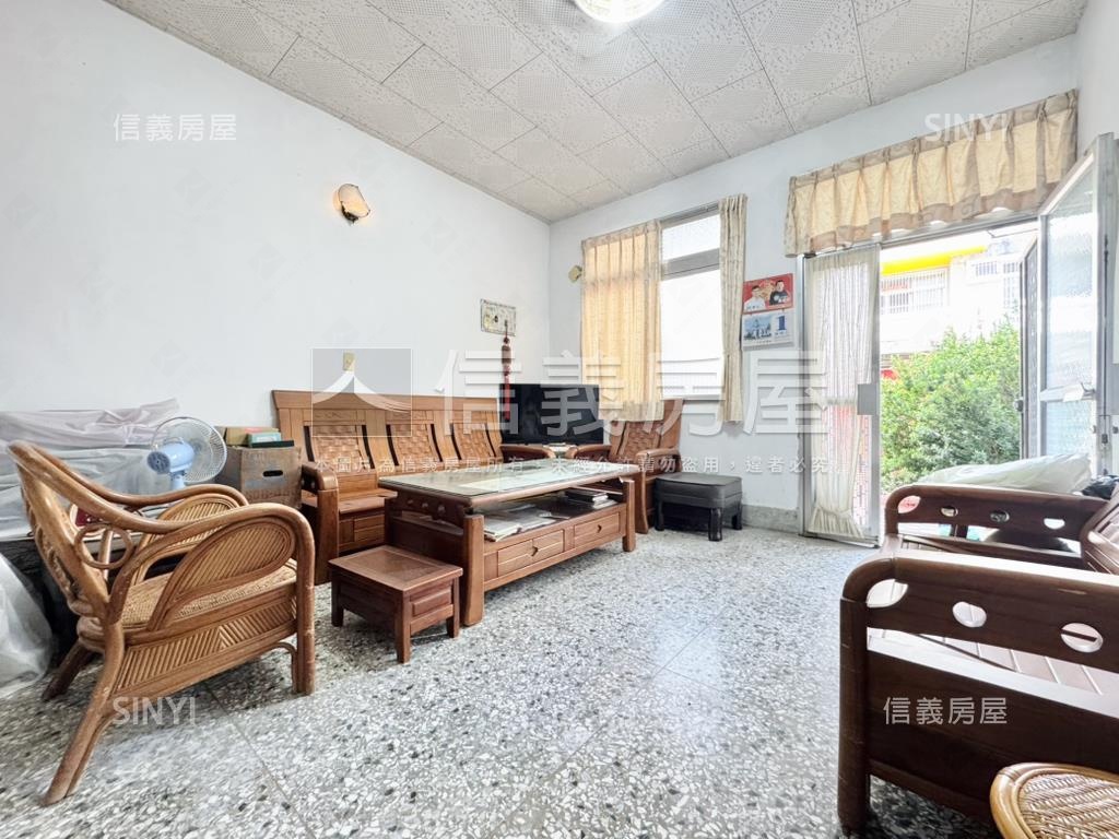 近農工地約４０坪臨路透天房屋室內格局與周邊環境