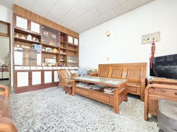 近農工地約４０坪臨路透天