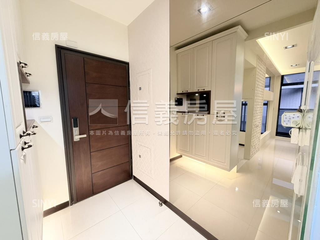 江翠稀有挑高精緻宅房屋室內格局與周邊環境