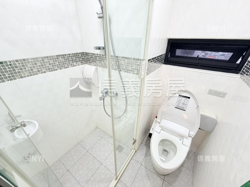 江翠稀有挑高精緻宅房屋室內格局與周邊環境