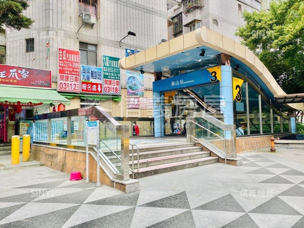 土城黃金大型商場金店房屋室內格局與周邊環境