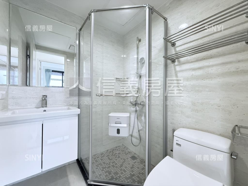 上東城有視野三房平車房屋室內格局與周邊環境