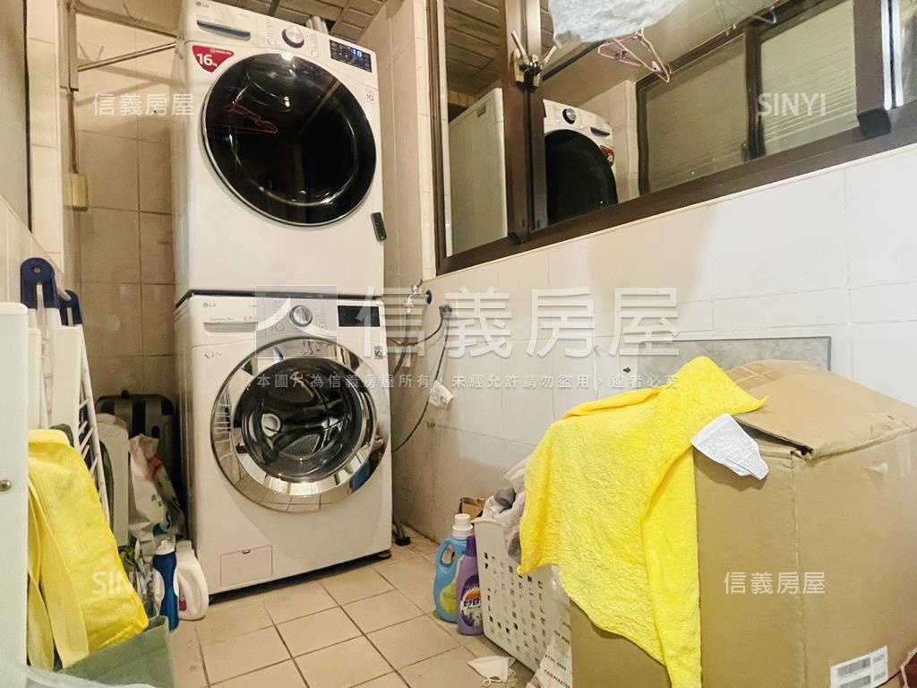 近未來交流道美裝三房車位房屋室內格局與周邊環境