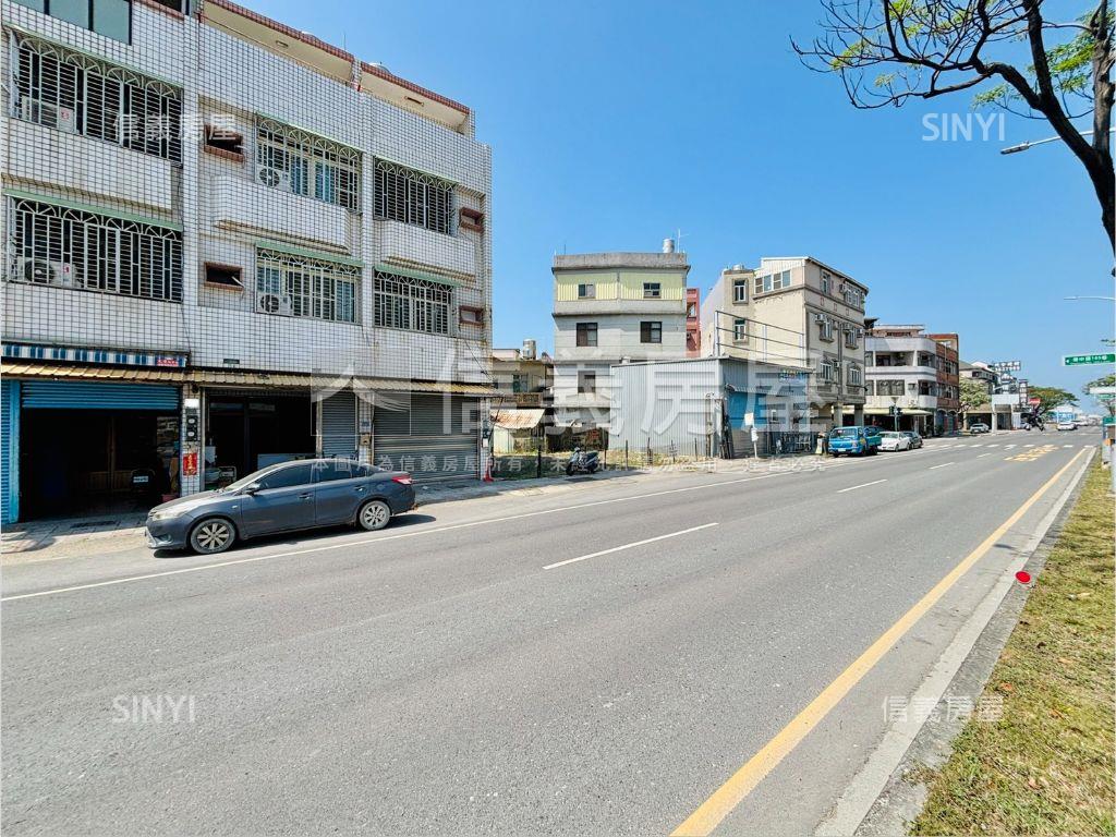 高大特區臨路透天店面房屋室內格局與周邊環境