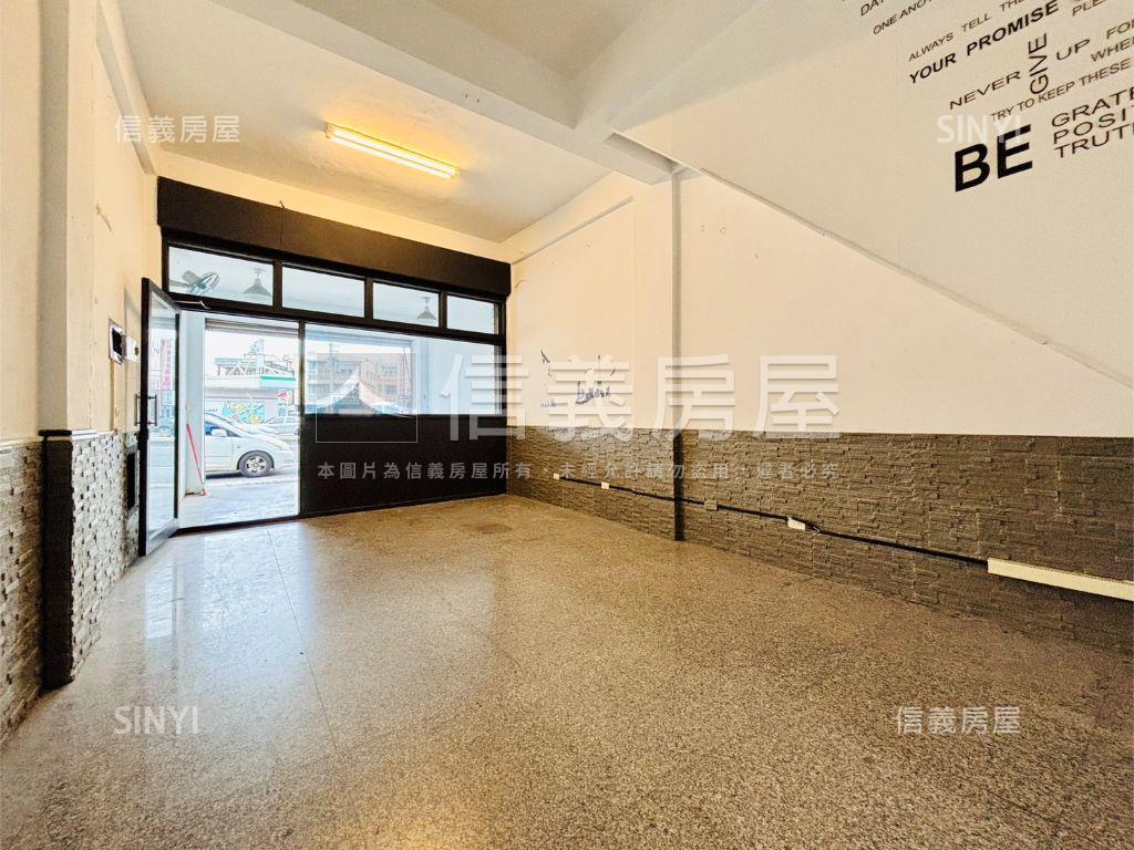 高大特區臨路透天店面房屋室內格局與周邊環境