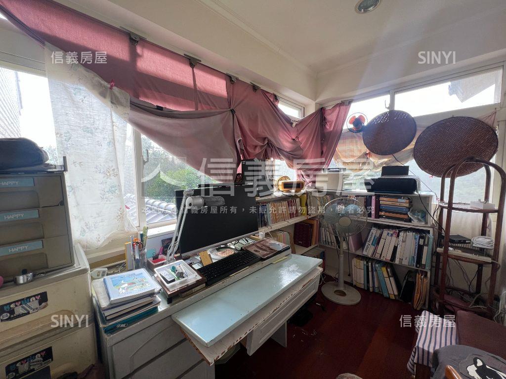 度假感明亮大露臺白雞別墅房屋室內格局與周邊環境