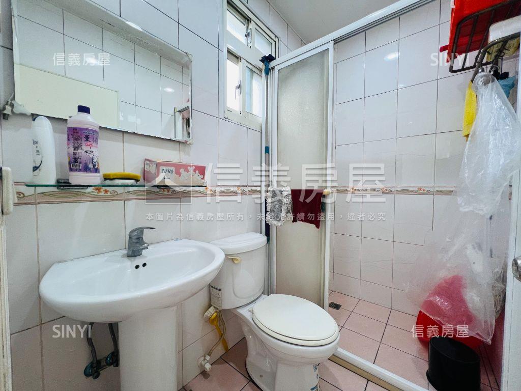 度假感明亮大露臺白雞別墅房屋室內格局與周邊環境