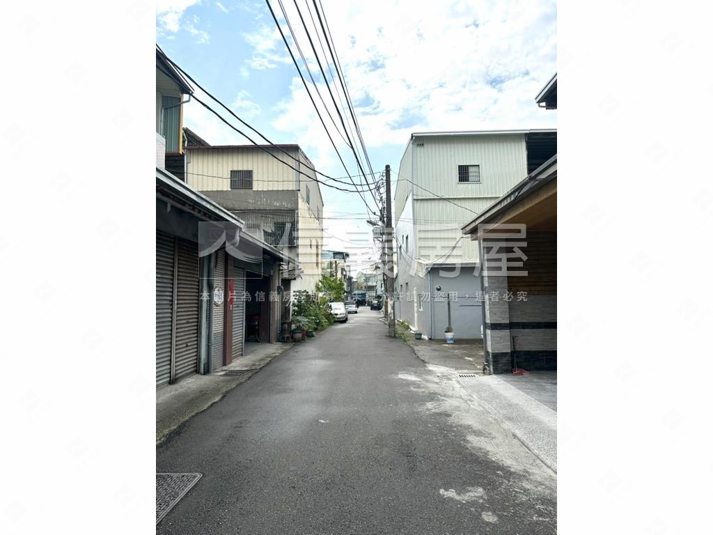 太平大面寬透天好停車房屋室內格局與周邊環境