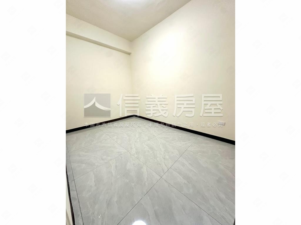 太平大面寬透天好停車房屋室內格局與周邊環境