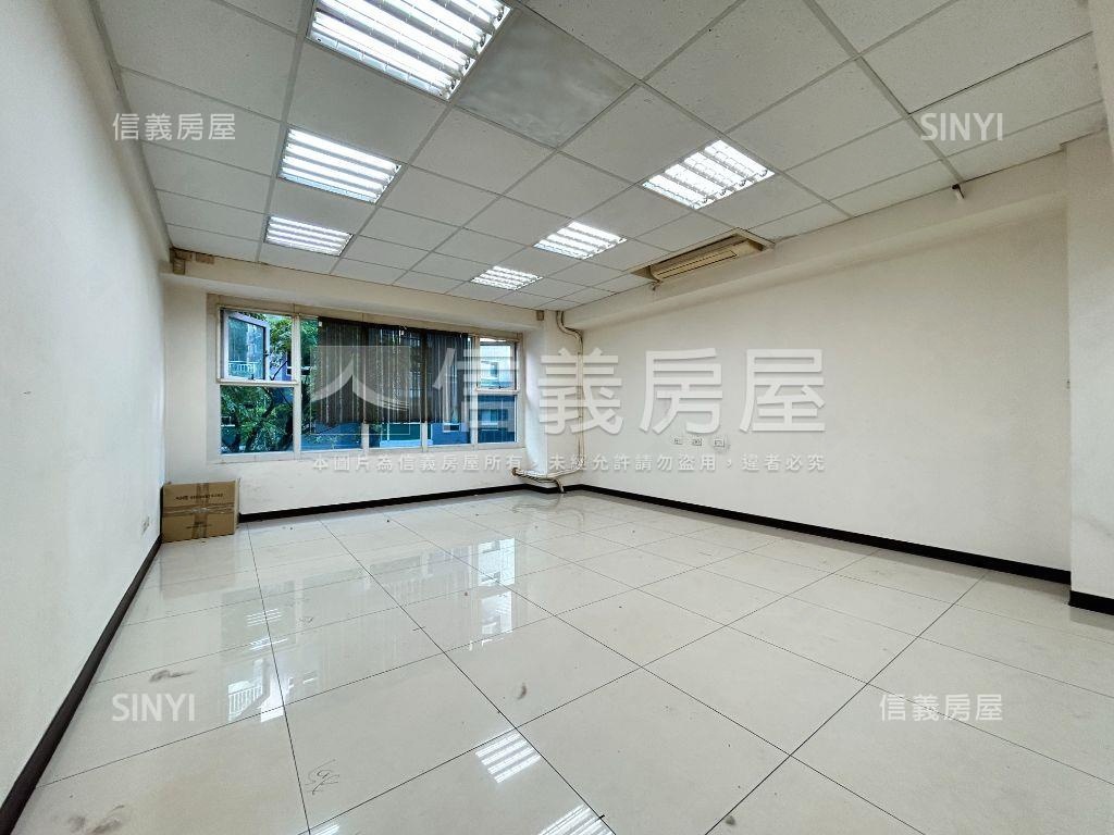 麥迪奇龍賺錢店面房屋室內格局與周邊環境