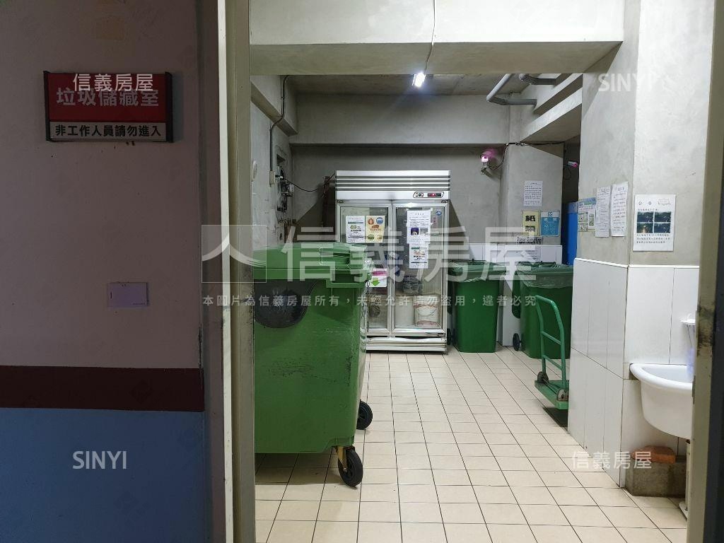 麥迪奇龍賺錢店面房屋室內格局與周邊環境