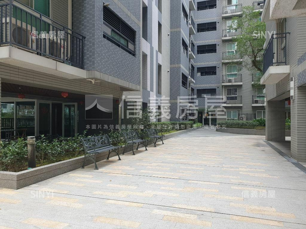 麥迪奇龍賺錢店面房屋室內格局與周邊環境