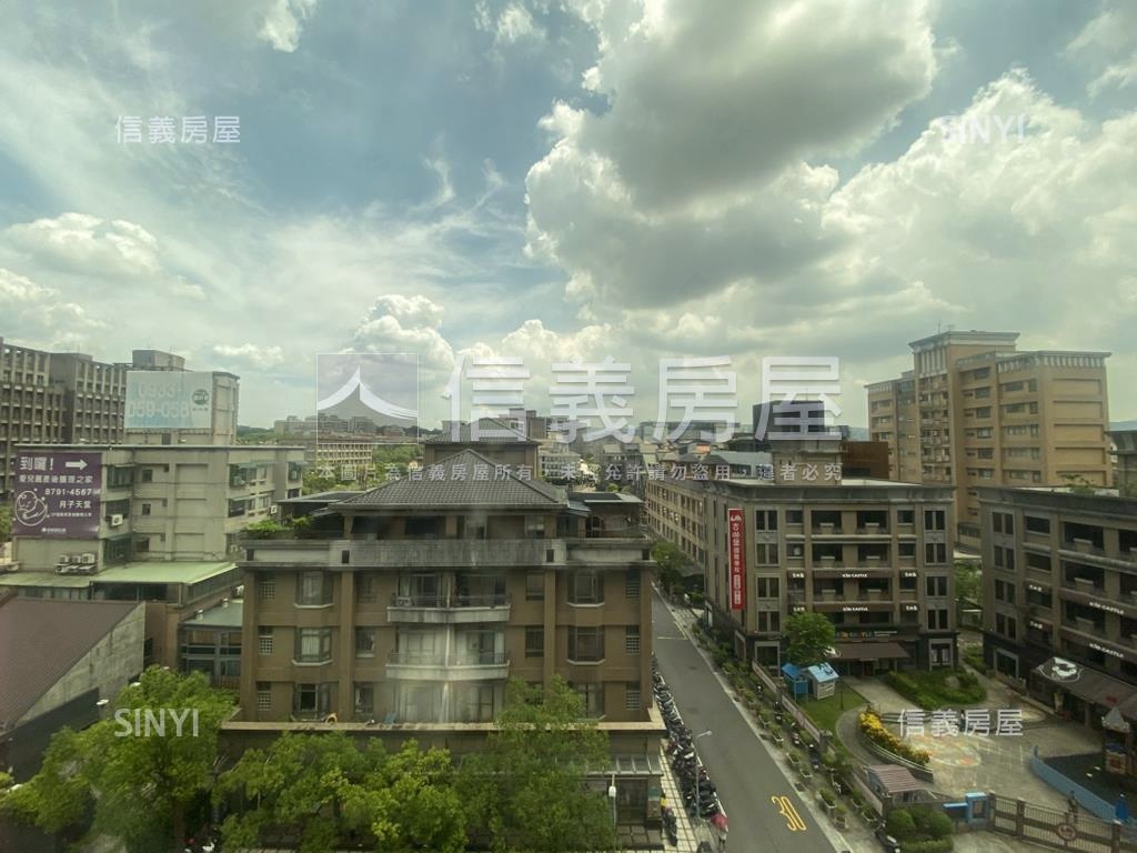 福華廣場邊間辦公房屋室內格局與周邊環境