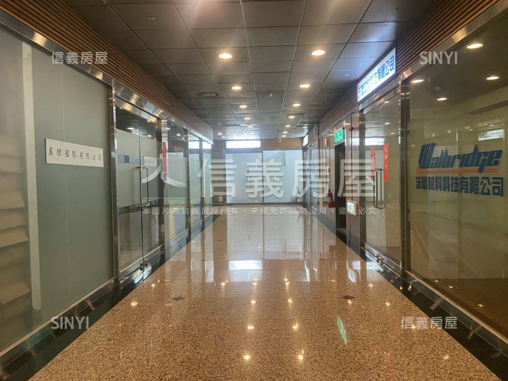福華廣場邊間辦公房屋室內格局與周邊環境