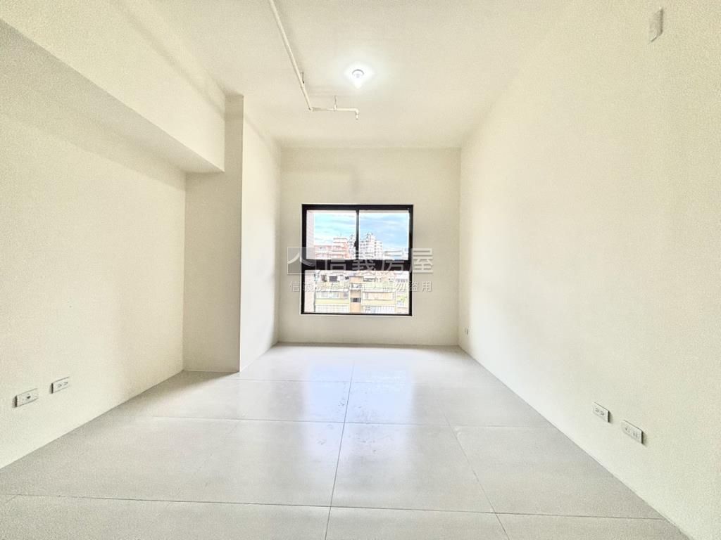 全新建案國雄中正三房坡平房屋室內格局與周邊環境