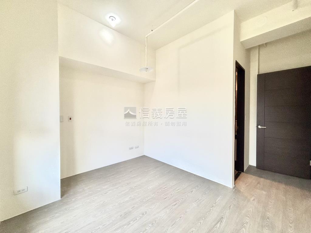 全新建案國雄中正三房坡平房屋室內格局與周邊環境