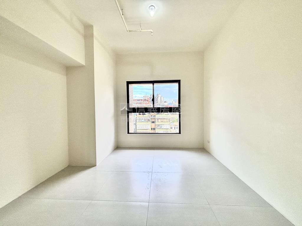 全新建案國雄中正三房坡平房屋室內格局與周邊環境