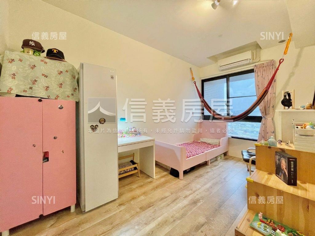 專任雲悅高樓美屋房屋室內格局與周邊環境