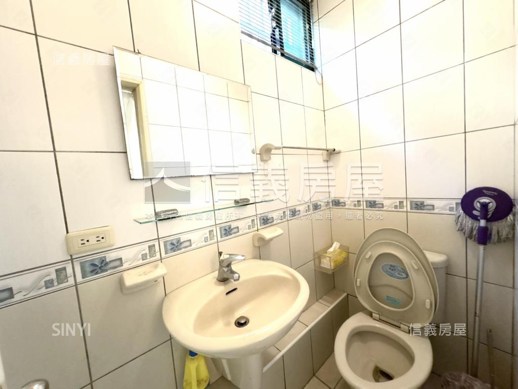 純美墅綠意透天房屋室內格局與周邊環境