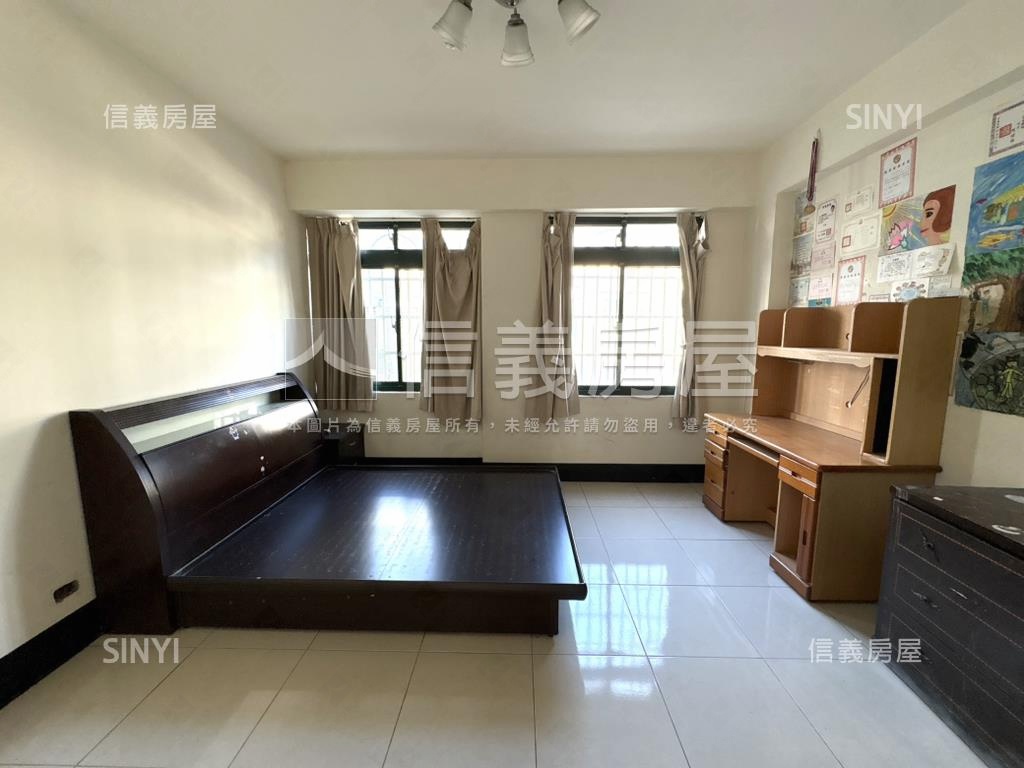 純美墅綠意透天房屋室內格局與周邊環境