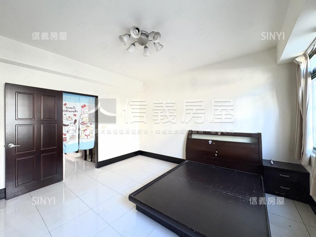 純美墅綠意透天房屋室內格局與周邊環境