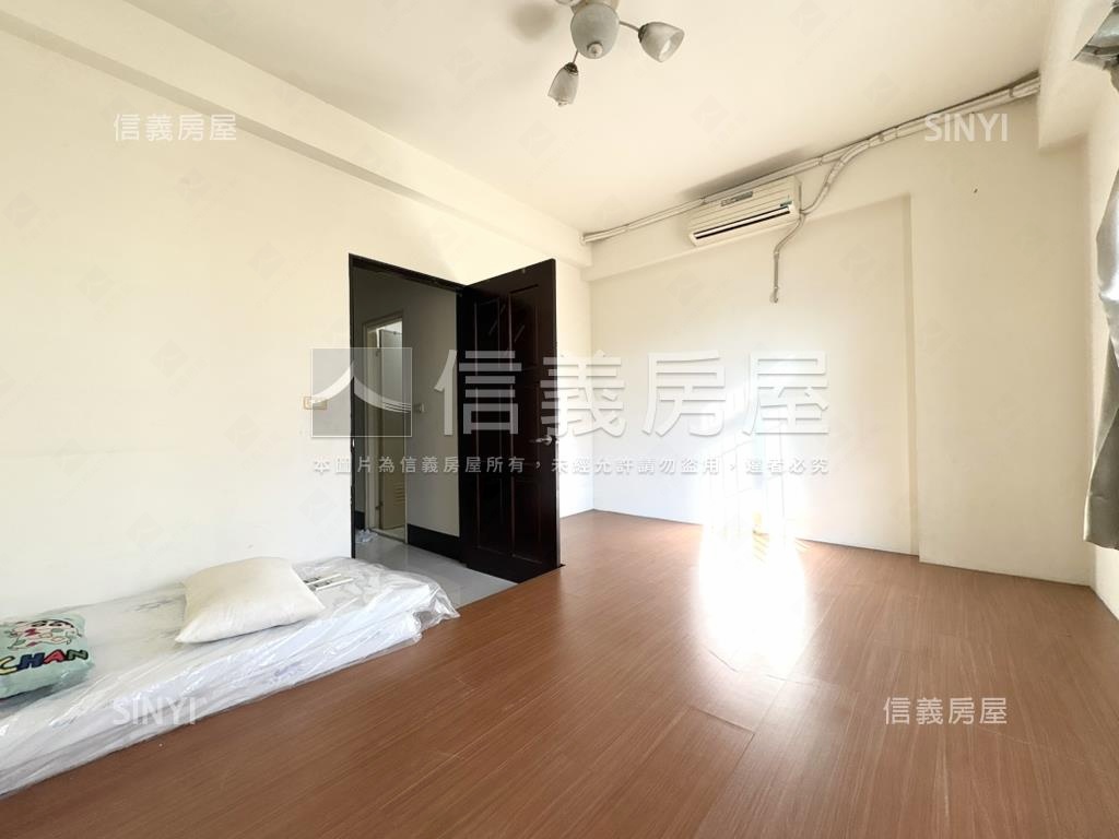 純美墅綠意透天房屋室內格局與周邊環境