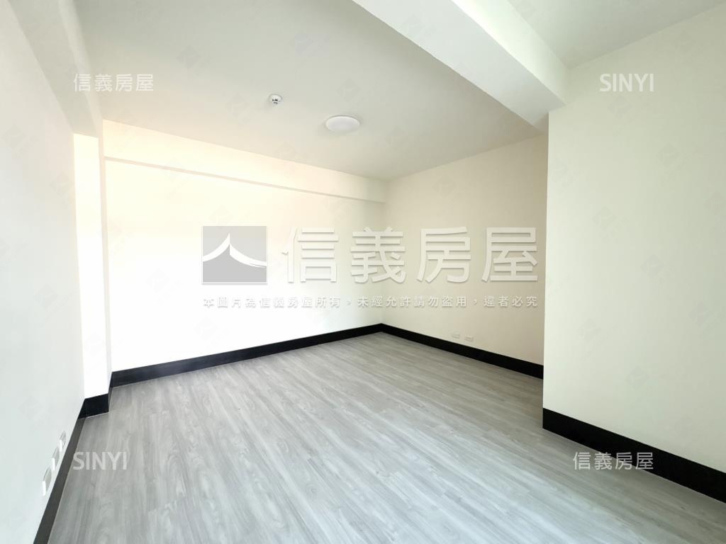 純美墅綠意透天房屋室內格局與周邊環境