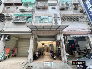 近高醫正街騎樓屋況佳店住