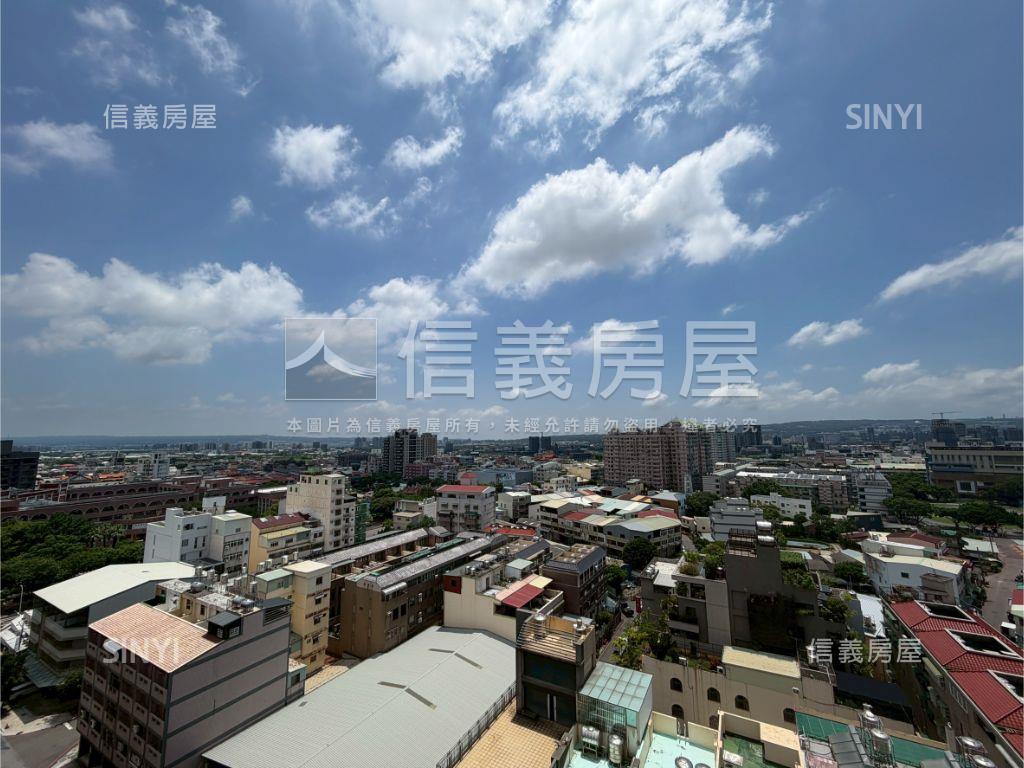新業大居次頂樓四房雙平車房屋室內格局與周邊環境