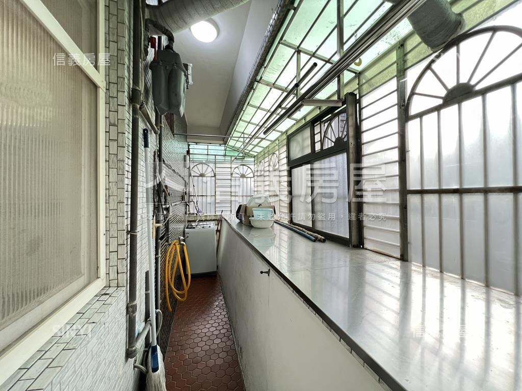 中正國中．獨棟美居房屋室內格局與周邊環境