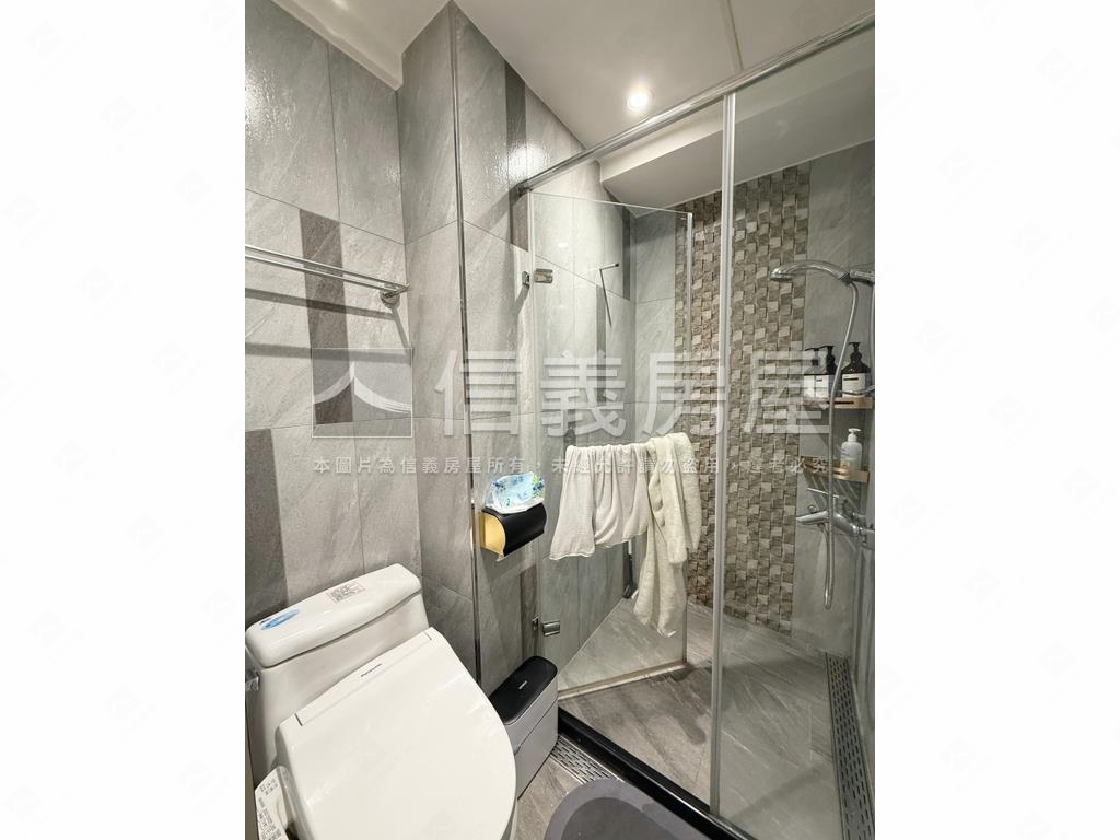 江翠重劃美裝兩房車位房屋室內格局與周邊環境