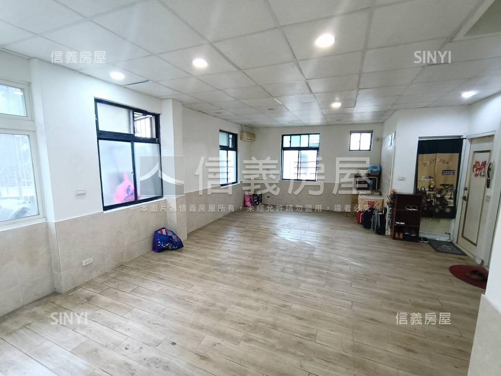 幸福捷運低總價首購頂加房屋室內格局與周邊環境