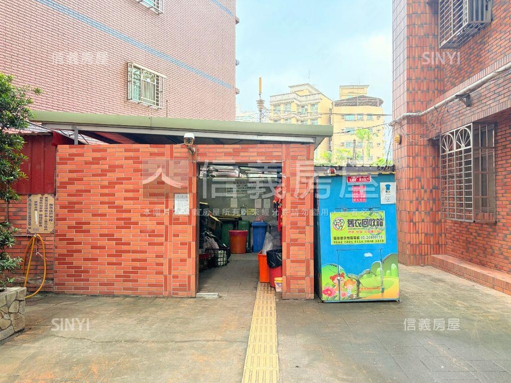 金門花園三房平車房屋室內格局與周邊環境