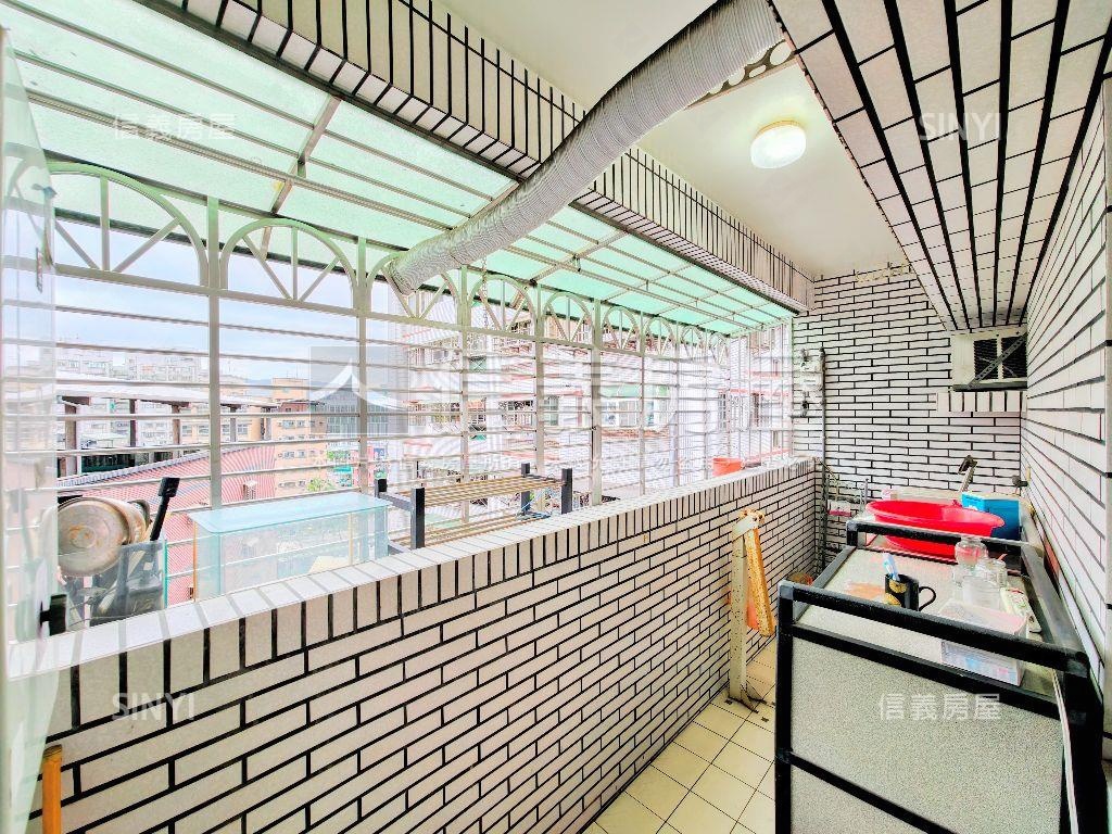 金門花園三房車位房屋室內格局與周邊環境