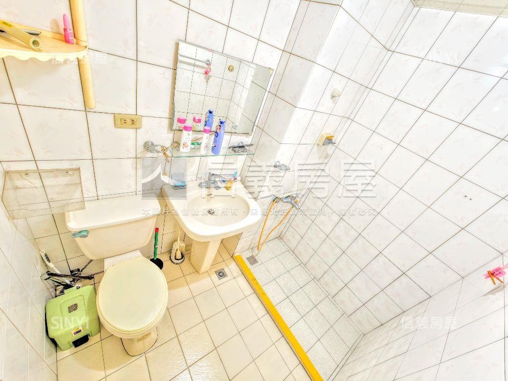 金門花園三房車位房屋室內格局與周邊環境