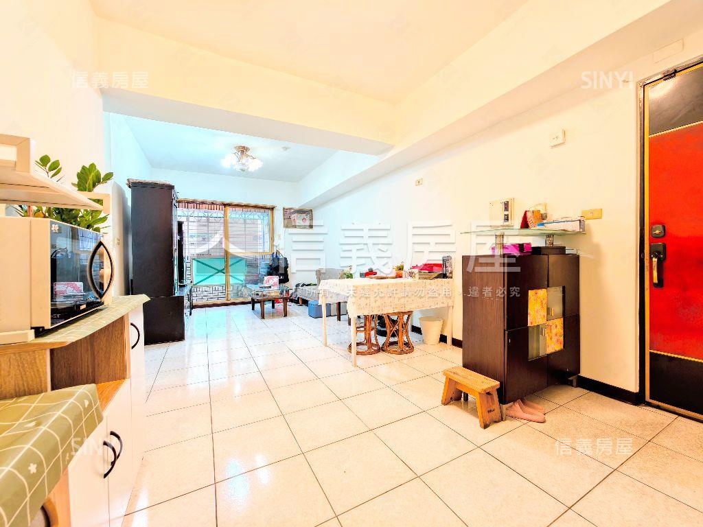 金門花園三房車位房屋室內格局與周邊環境