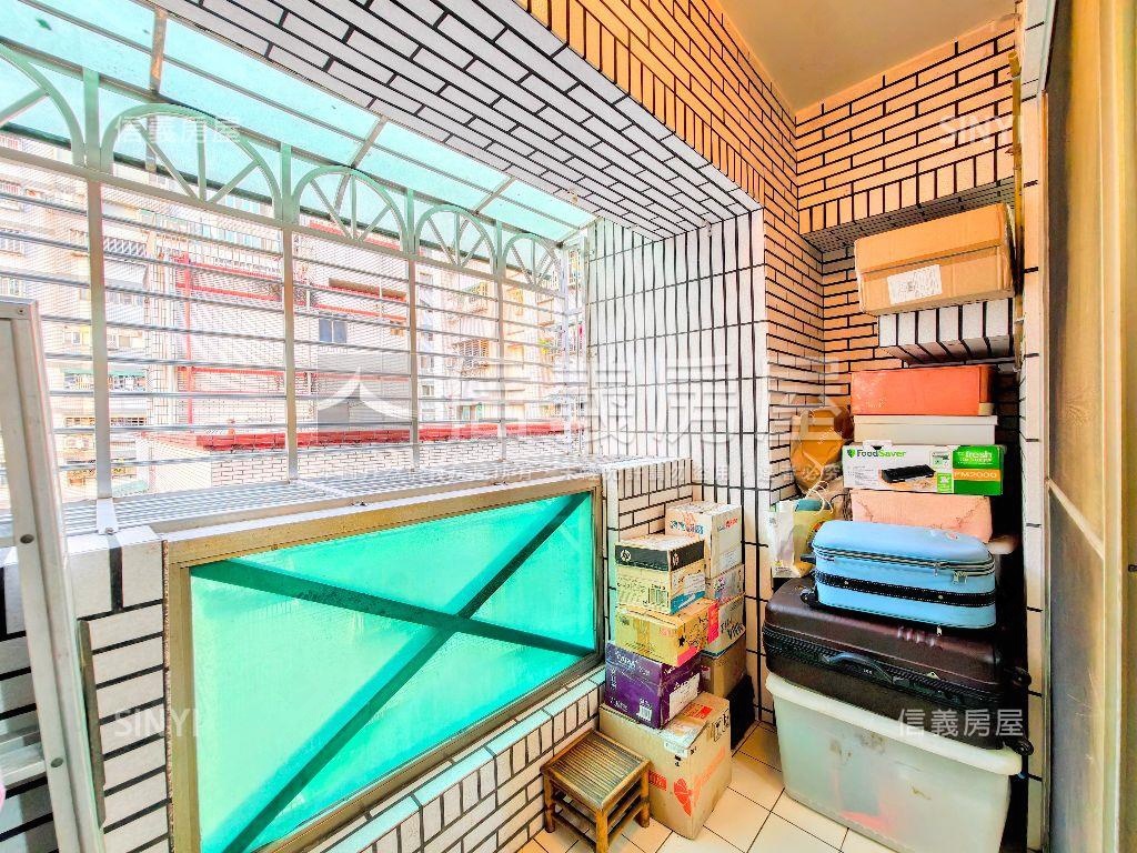 金門花園三房車位房屋室內格局與周邊環境