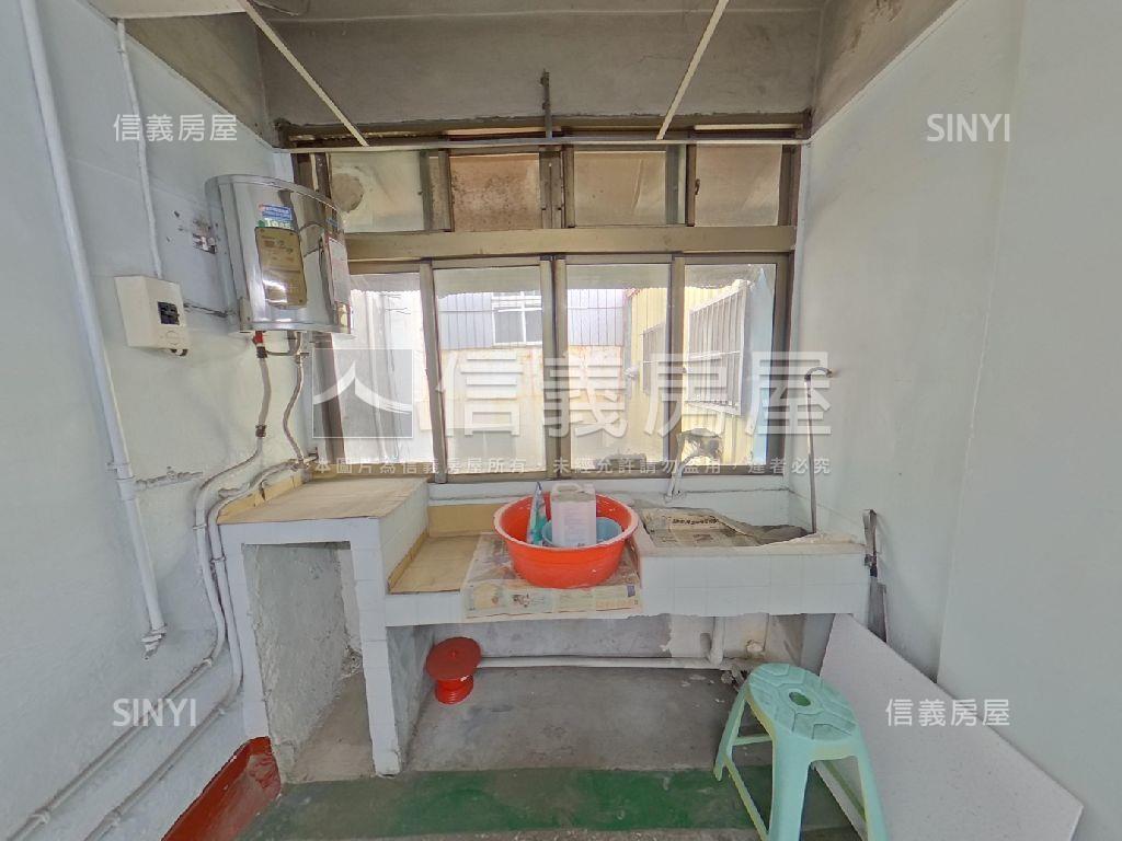 中華西路店面房屋室內格局與周邊環境