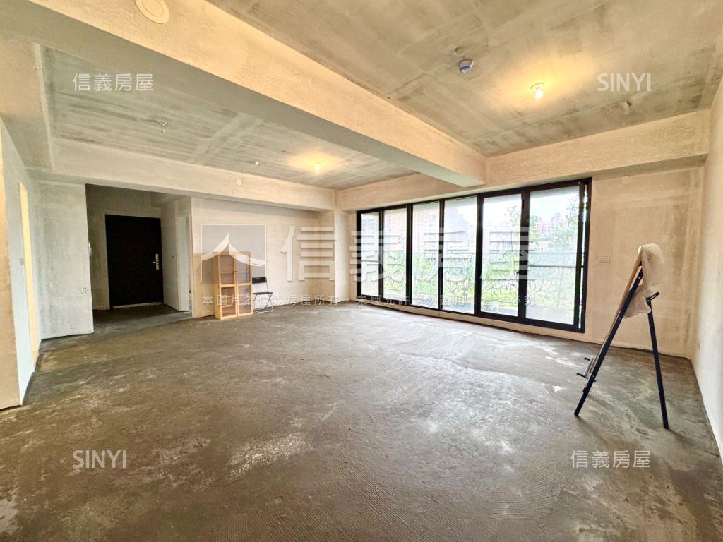 昭揚。公園綠意四房雙車位房屋室內格局與周邊環境