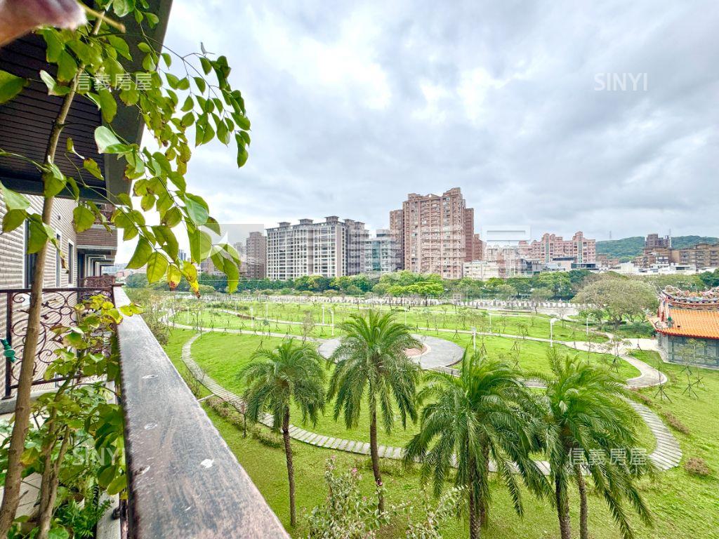 昭揚。公園綠意四房雙車位房屋室內格局與周邊環境