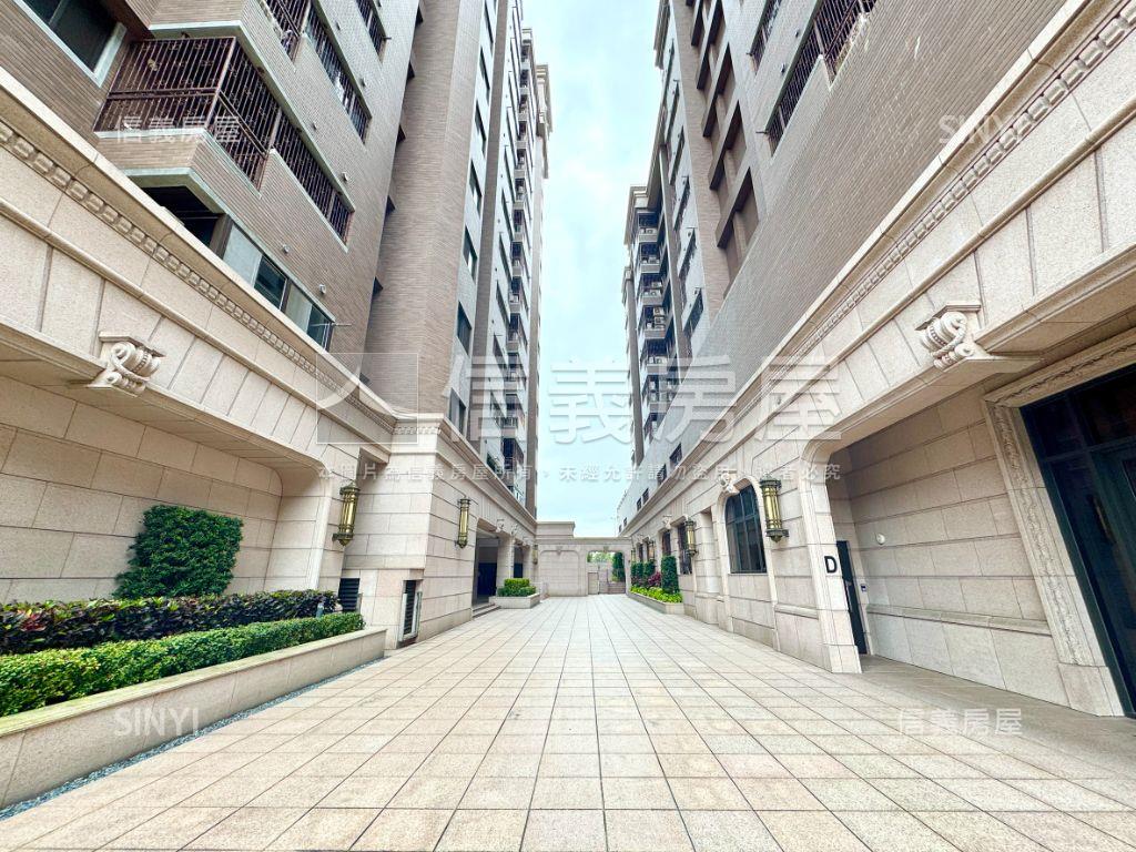 昭揚。公園綠意四房雙車位房屋室內格局與周邊環境