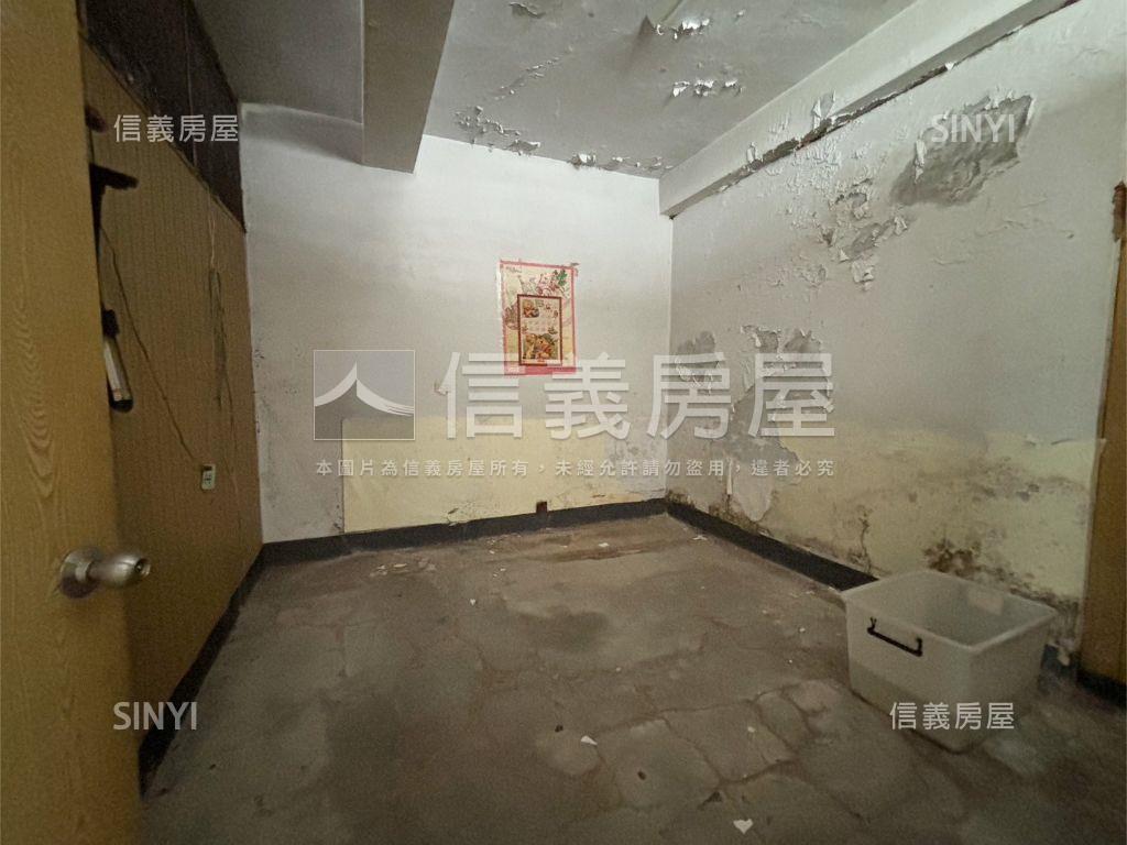 大肚店住⛦老宅等您改造！房屋室內格局與周邊環境