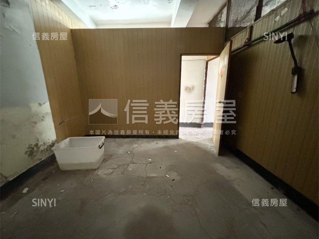 大肚店住⛦老宅等您改造！房屋室內格局與周邊環境