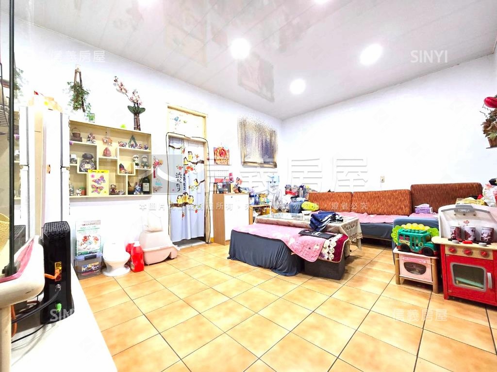 明志路三段稀有公寓頂加房屋室內格局與周邊環境