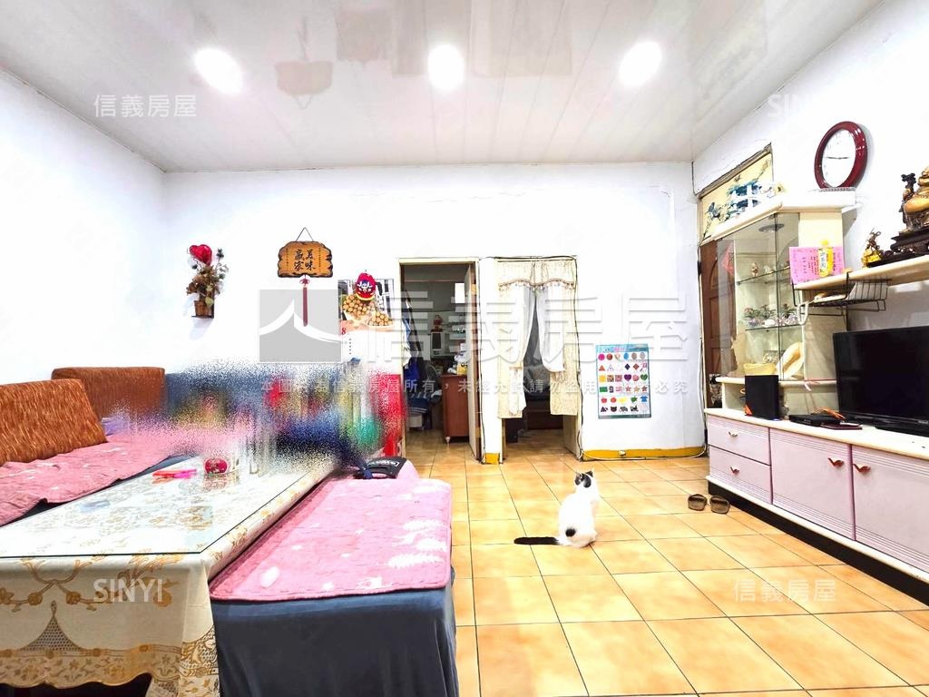 明志路三段稀有公寓頂加房屋室內格局與周邊環境