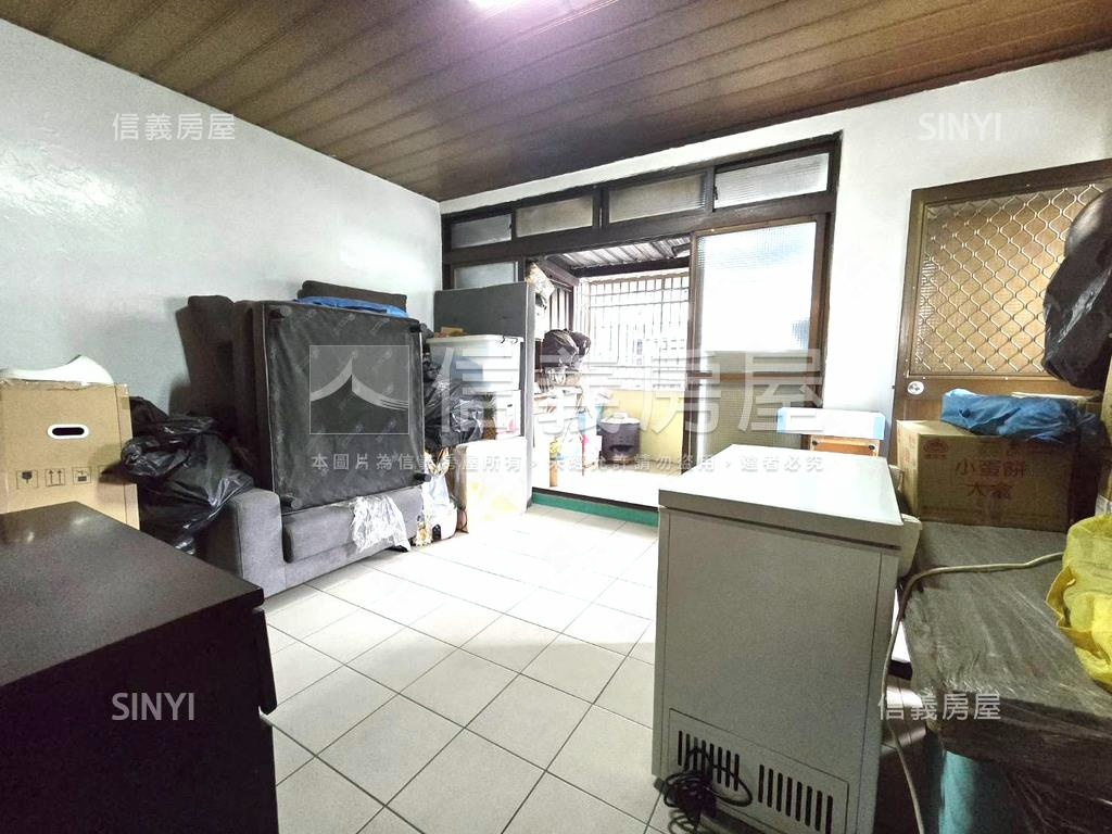 明志路三段稀有公寓頂加房屋室內格局與周邊環境